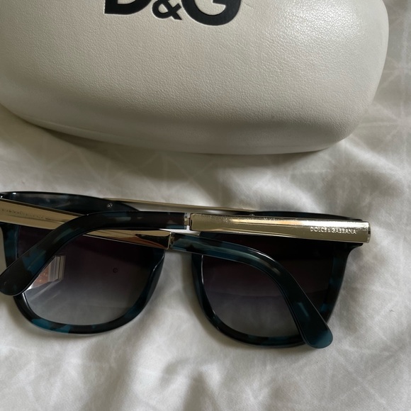 Dolce & Gabbana sunglasses blue leopard print - Picture 3 of 4